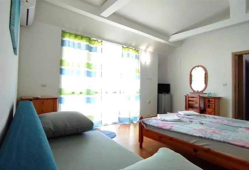 پانسیون Guest House Orfey