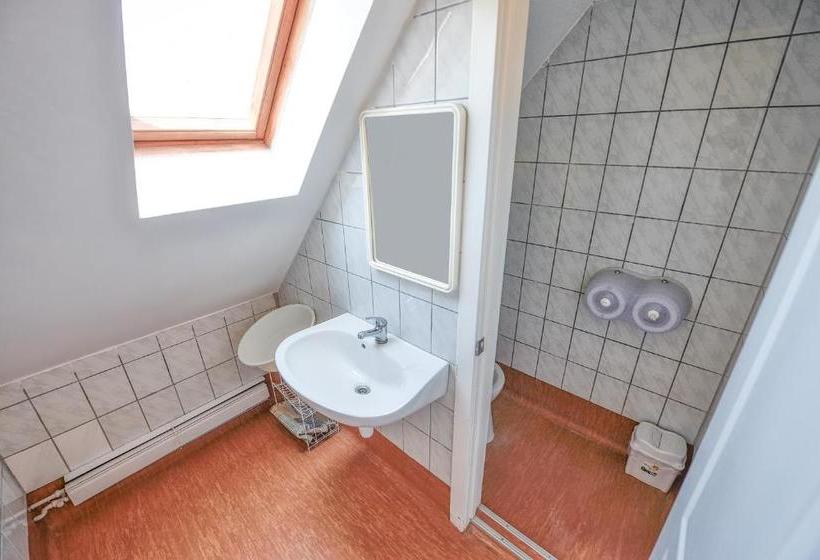 膳宿费 Oliver Inn