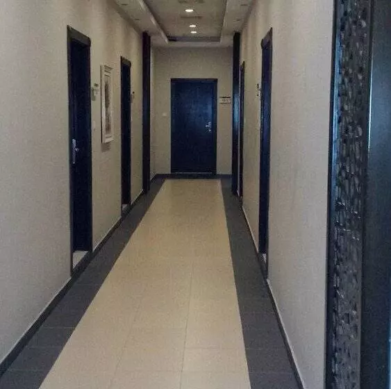 Ashbonh Hotel Suites