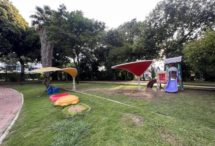 Casa Campestre El Peñon 5 Habitaciones