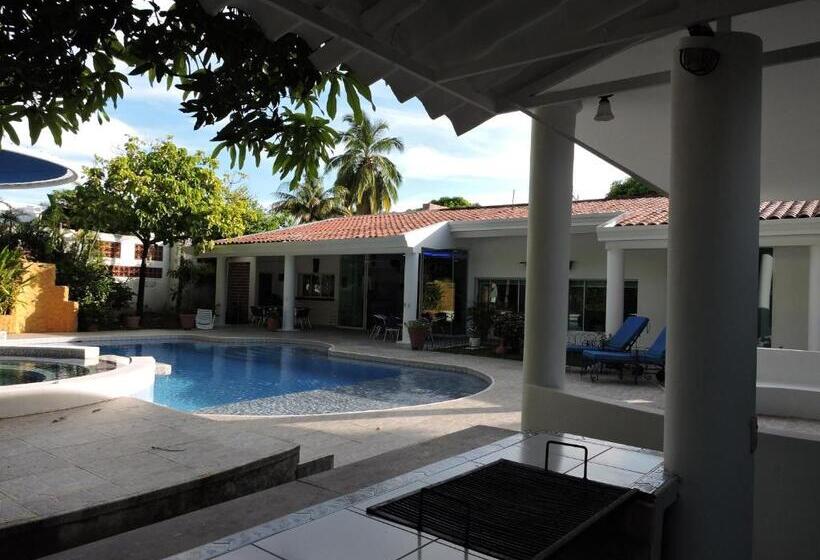 Casa Campestre El Peñon 5 Habitaciones