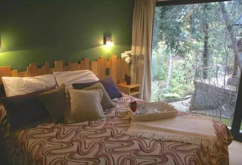 El Oasis Apart