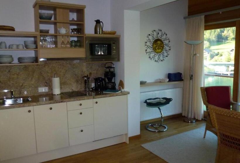 פנסיון Carinthia