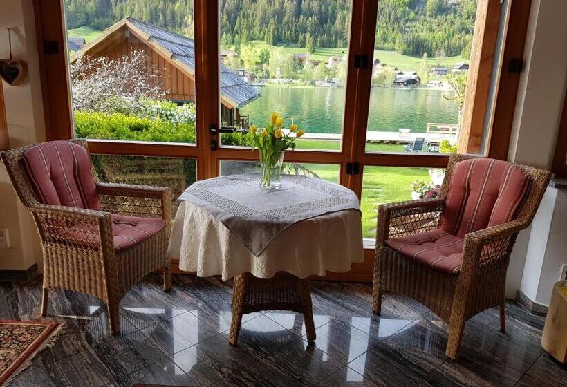 פנסיון Carinthia