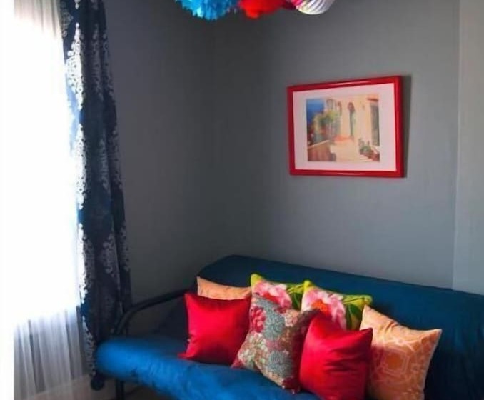 Pansiyon Colour Cube Guest House