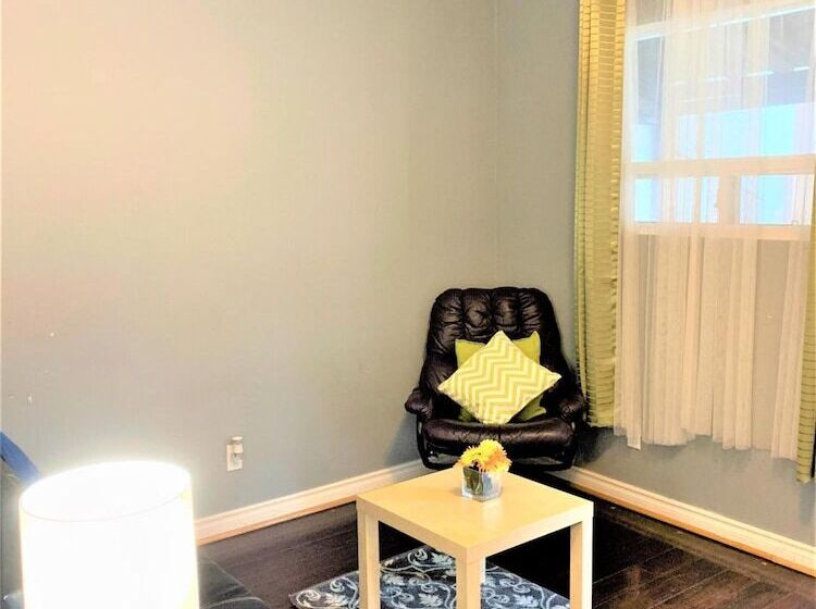 Pansiyon Colour Cube Guest House