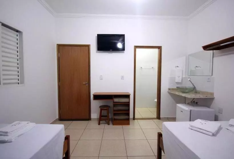 پانسیون Pousada Flor De Lis