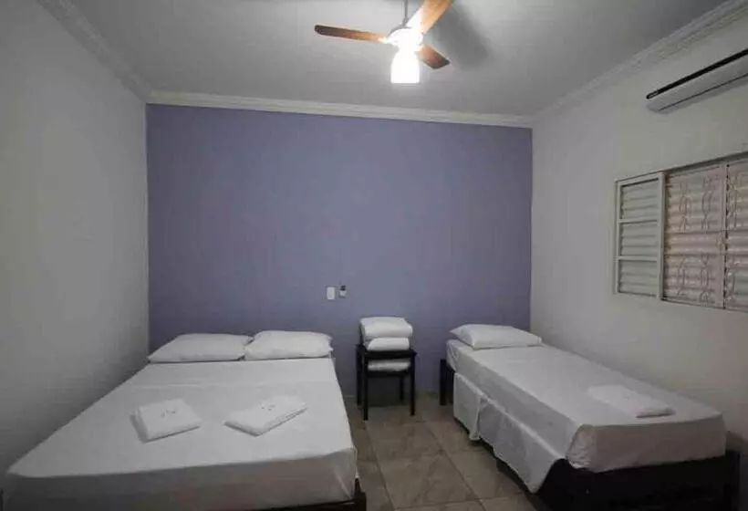 پانسیون Pousada Flor De Lis