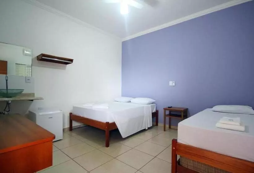 پانسیون Pousada Flor De Lis