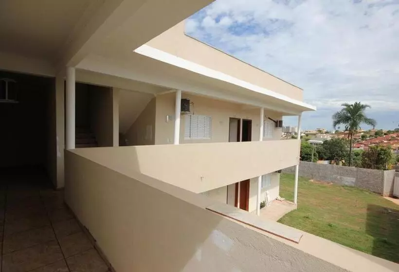 پانسیون Pousada Flor De Lis