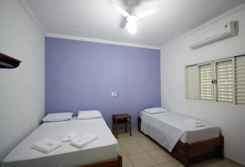 پانسیون Pousada Flor De Lis