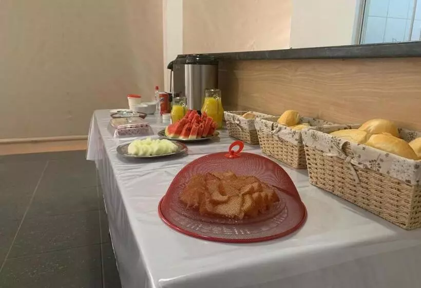 پانسیون Pousada Flor De Lis