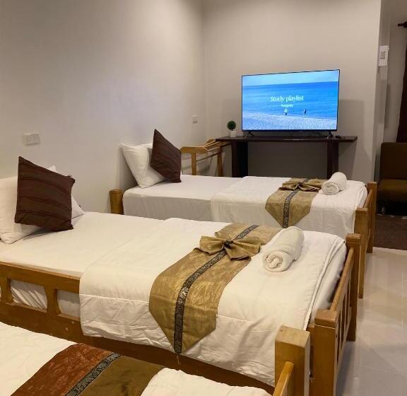 פנסיון Suntalee House