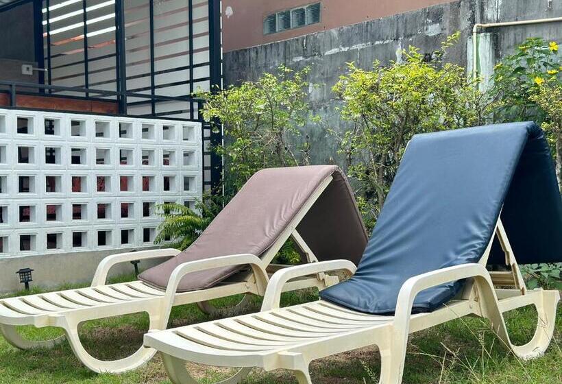 פנסיון Suntalee House