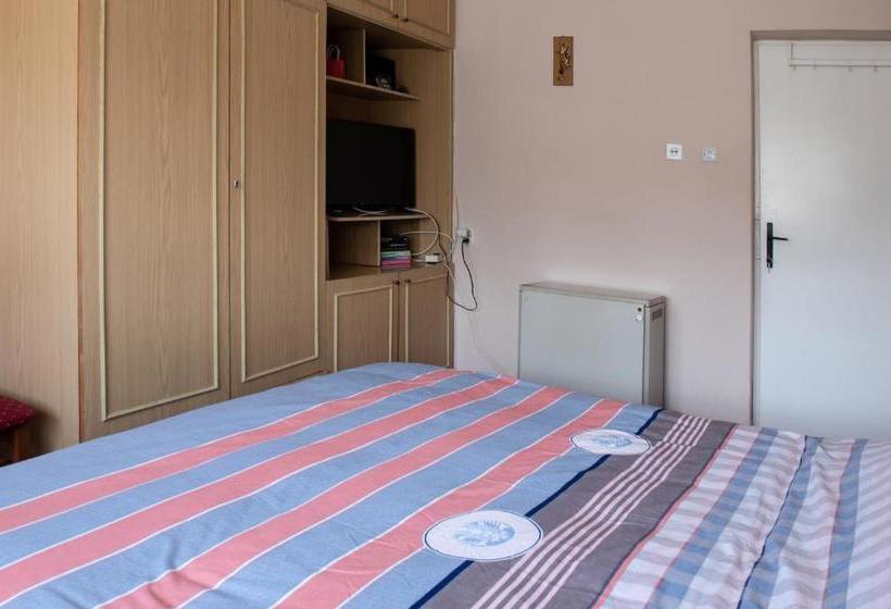 پانسیون Villa Ella