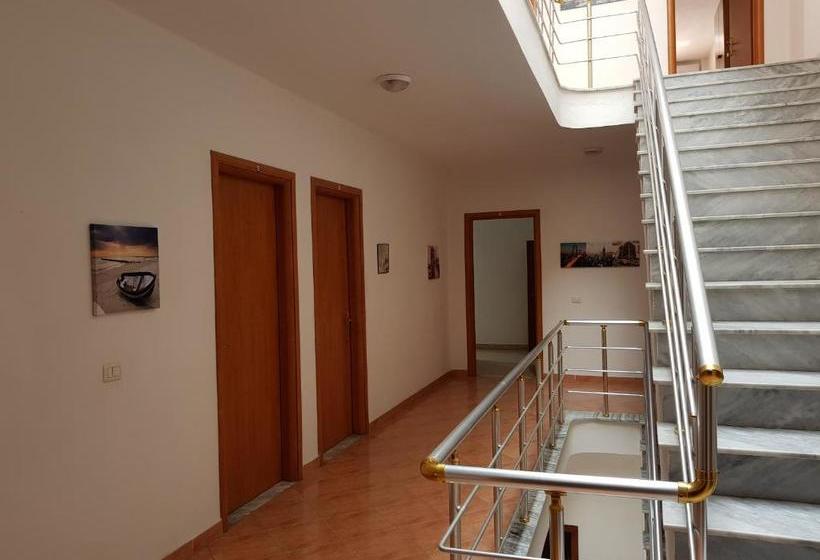 펜션 Delmar Hotel Apart