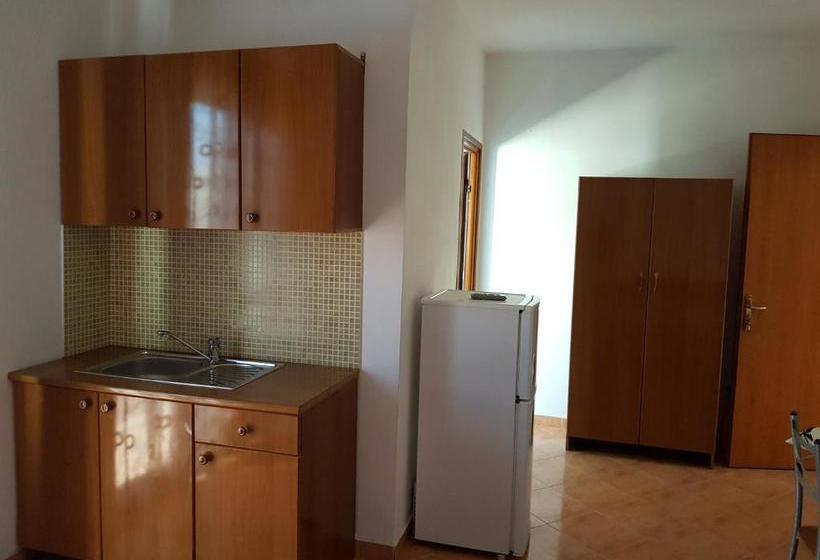 펜션 Delmar Hotel Apart