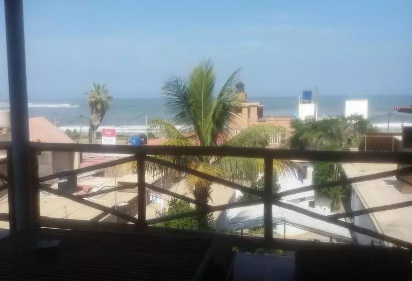 پانسیون Hostal Naylamp