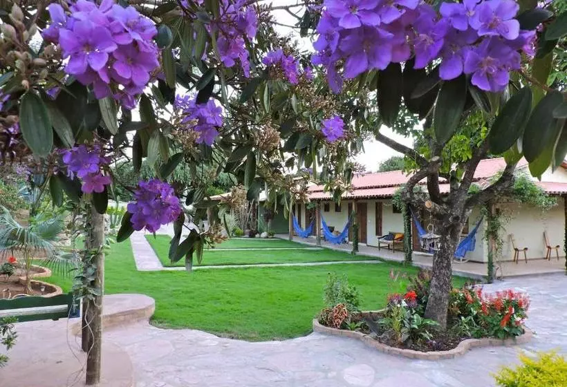 ペンション Pousada Tarumim