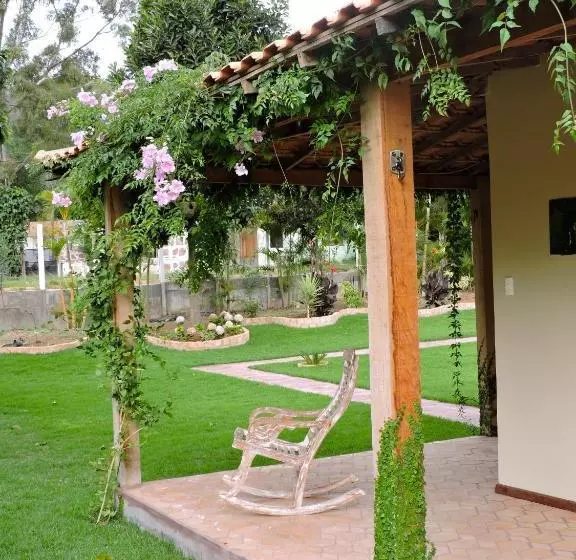 ペンション Pousada Tarumim