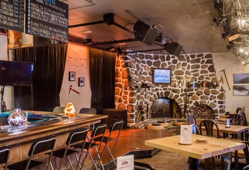 ユースホステル Attitude Montagne