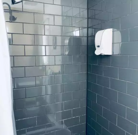 Retkeilymaja Attitude Montagne