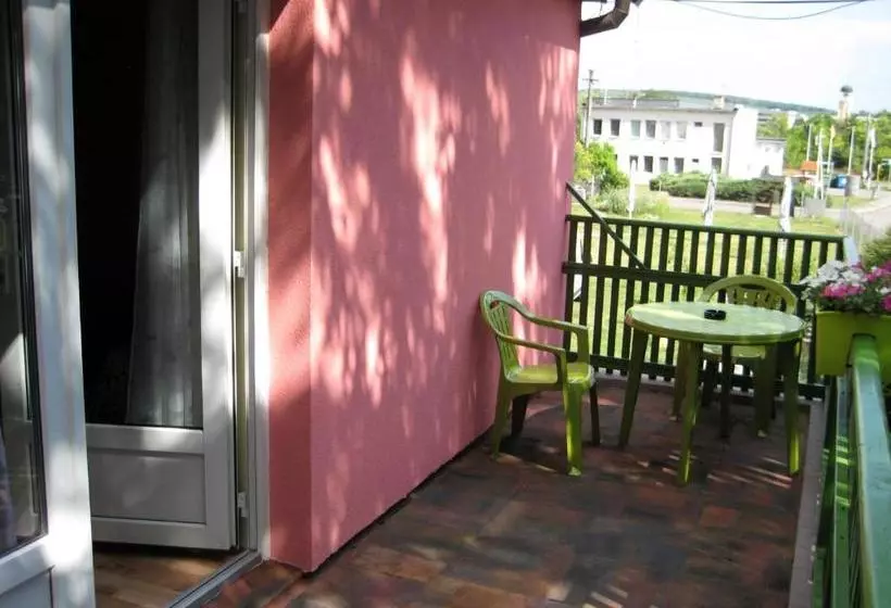 Retkeilymaja Eko Penzion Leo