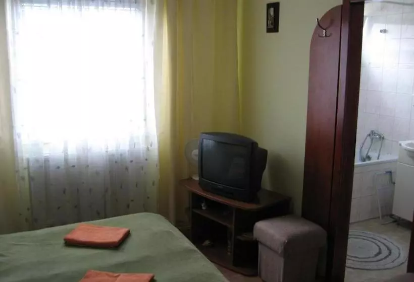 Retkeilymaja Eko Penzion Leo