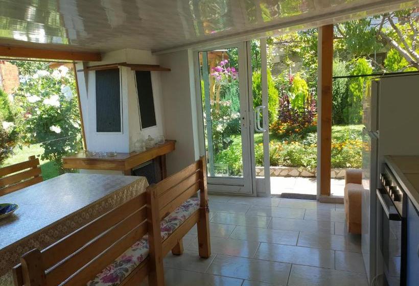 Pensió Kyurkchievi Guest House