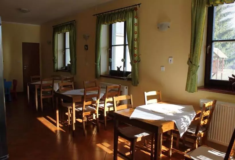 Majatalo Penzion Fialka