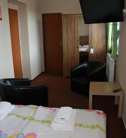 Panzió Penzion Fialka