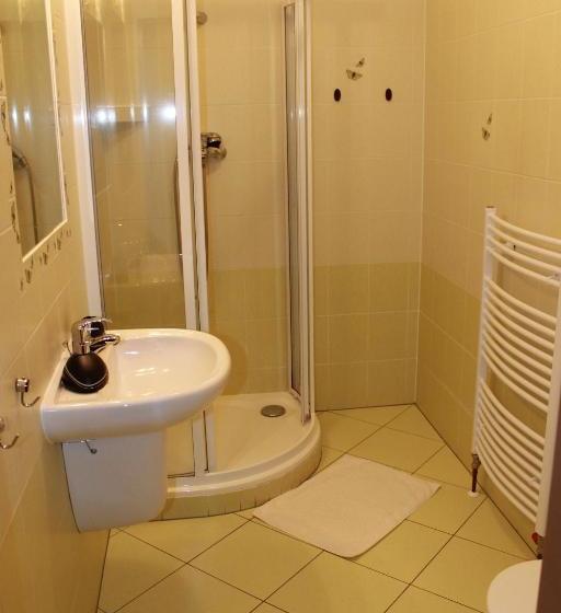 Panzió Penzion Fialka