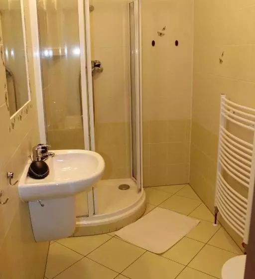 Majatalo Penzion Fialka