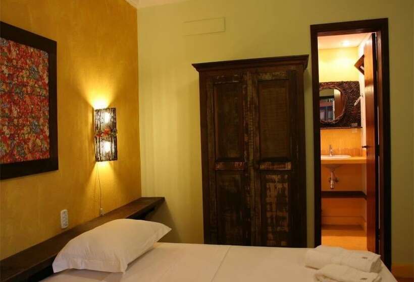 פנסיון Pousada Dona Laura