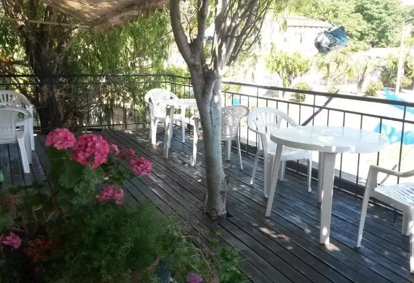 Retkeilymaja Posada Los Balnearios