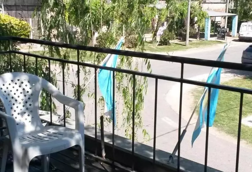 Retkeilymaja Posada Los Balnearios