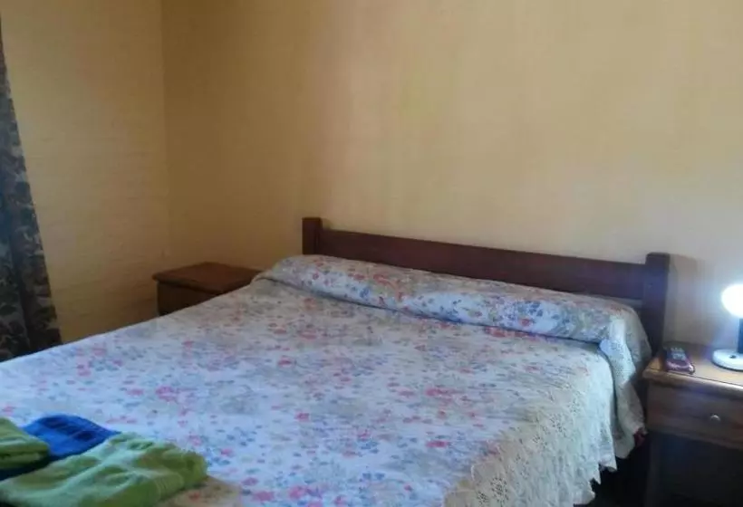 Retkeilymaja Posada Los Balnearios
