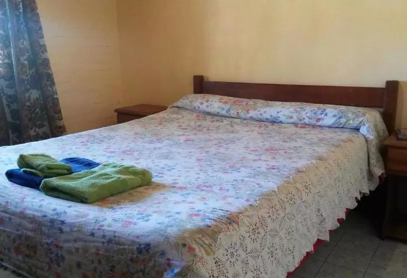 Retkeilymaja Posada Los Balnearios