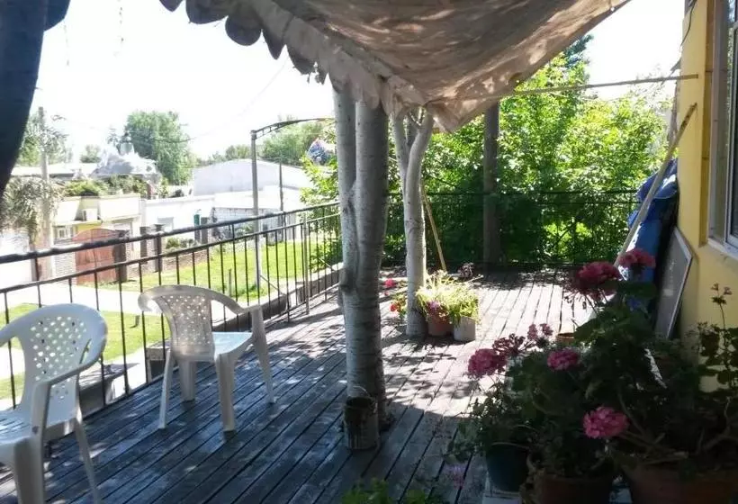 Retkeilymaja Posada Los Balnearios