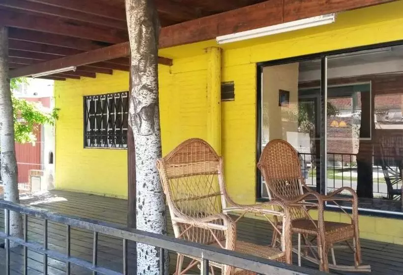 Retkeilymaja Posada Los Balnearios