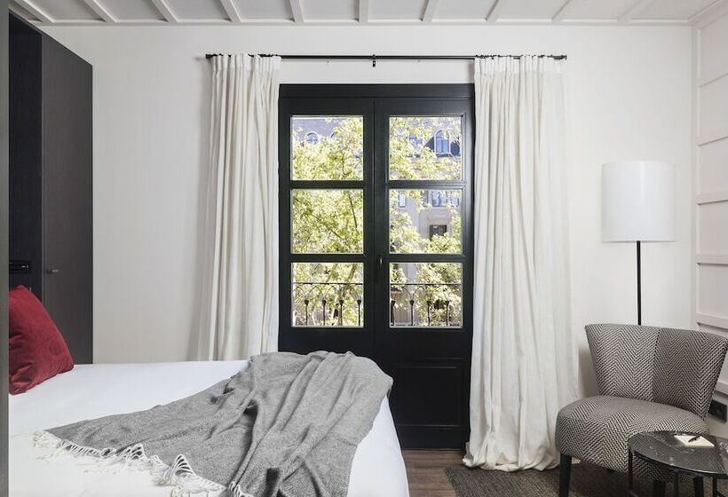 هتل Yurbban Ramblas Boutique