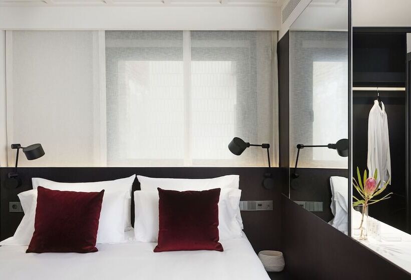 هتل Yurbban Ramblas Boutique