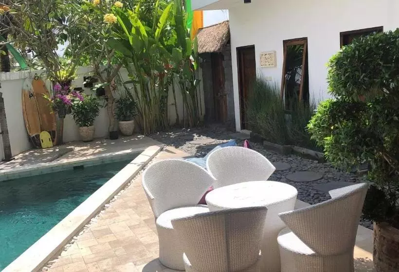 ペンション Canggu Pererenan Guesthouse Abalihouse