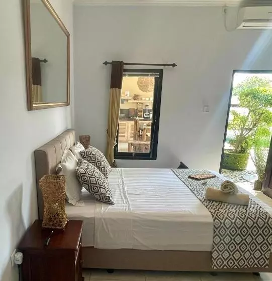 ペンション Canggu Pererenan Guesthouse Abalihouse