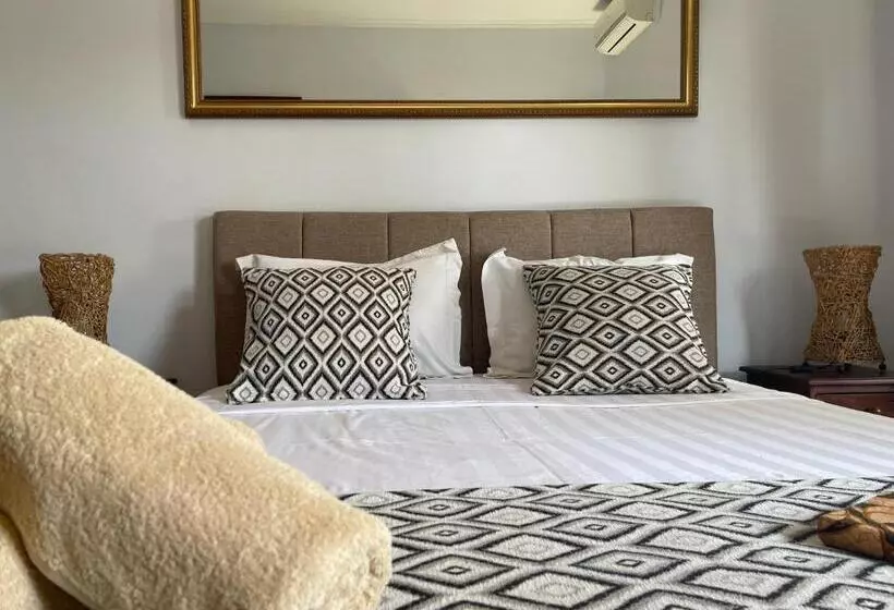 ペンション Canggu Pererenan Guesthouse Abalihouse