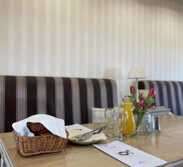 پانسیون Divá Kačica Restaurant & Pansion