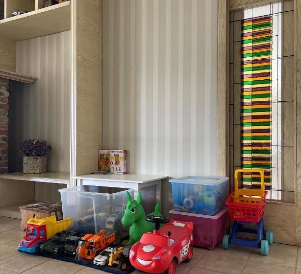 بنسيون Divá Kačica Restaurant & Pansion