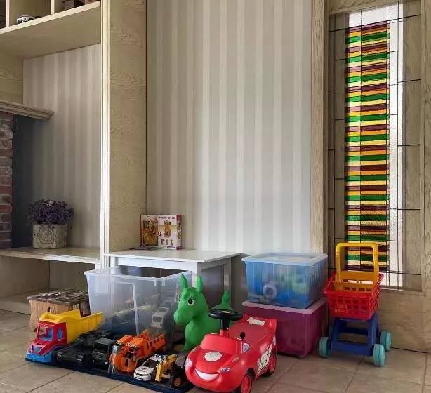 پانسیون Divá Kačica Restaurant & Pansion