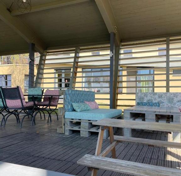 بنسيون Divá Kačica Restaurant & Pansion