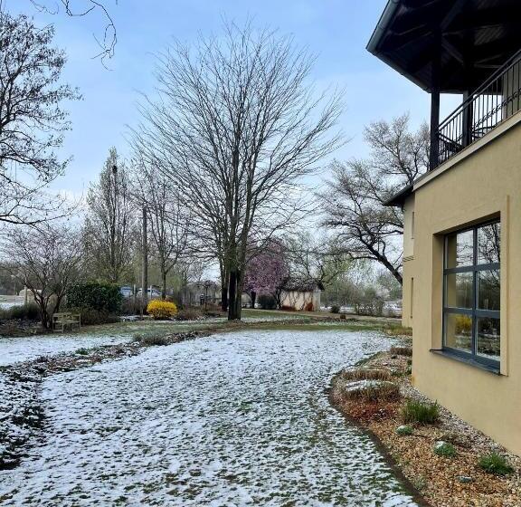 بنسيون Divá Kačica Restaurant & Pansion